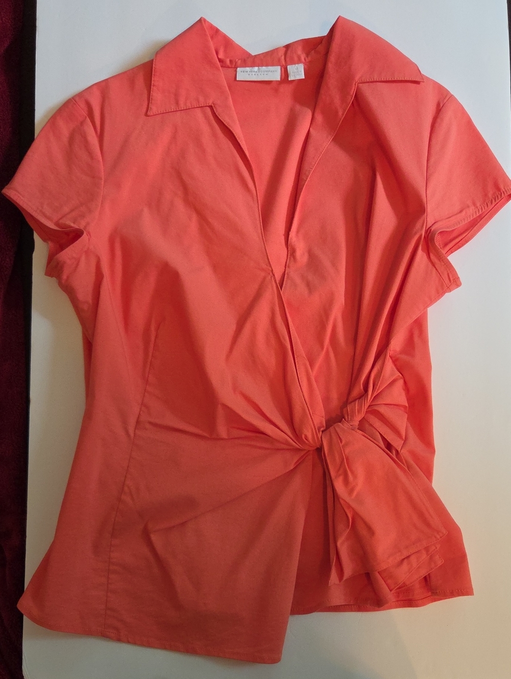New York & Company Coral Wrap Tie-Front Short Sleeve Blouse Size M